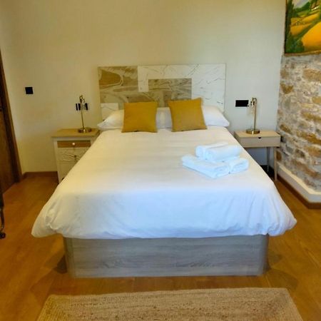 Bed and Breakfast Casa Bagaro Serantes  Екстер'єр фото