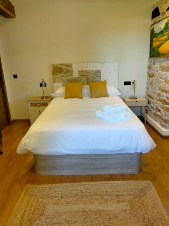 Bed and Breakfast Casa Bagaro Serantes  Екстер'єр фото